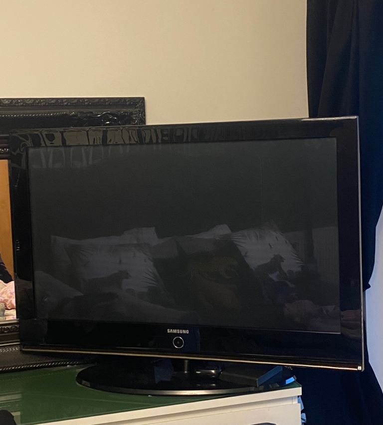 Samsung Plasma 42 inch tv 