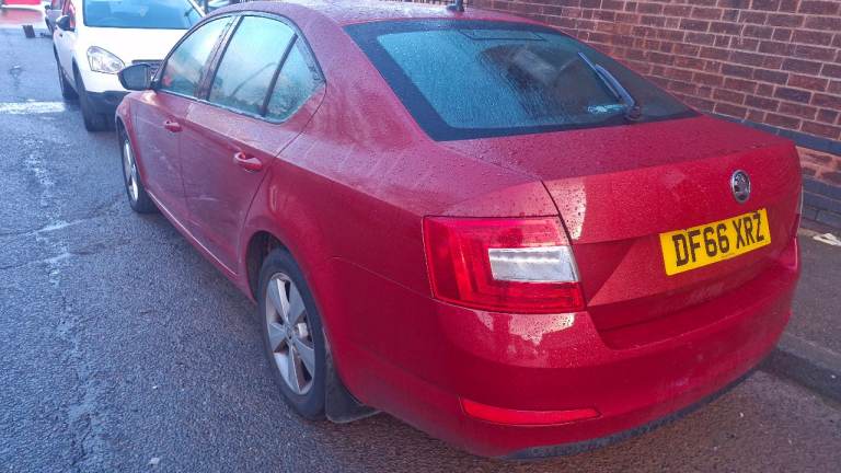 Skoda, OCTAVIA, Hatchback, 2016, Manual, 1968 (cc), 5 doors