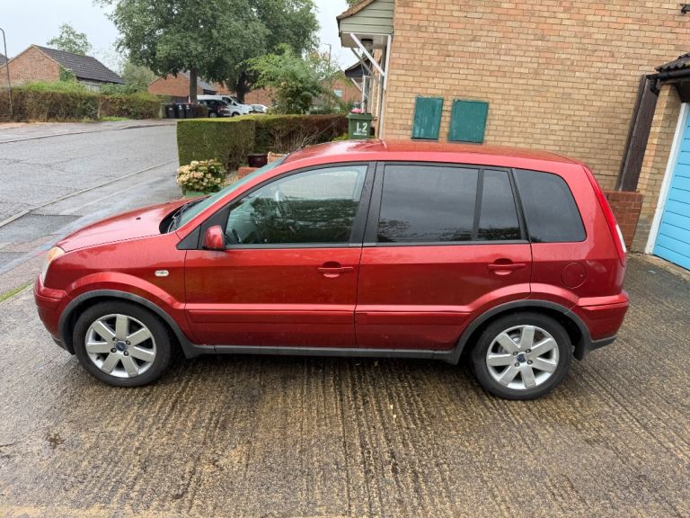 Ford Fusion Automatic 1.6 petrol