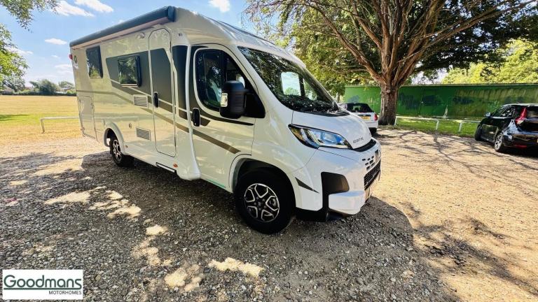 2025 Sunlight V69 Adventure Automatic
