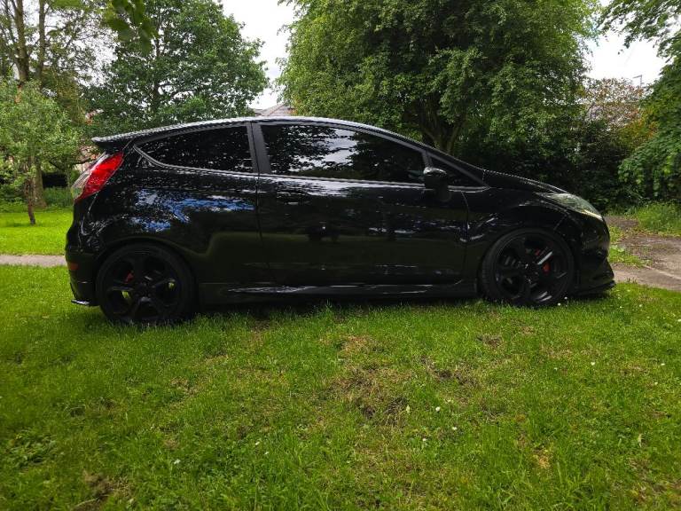 2015 Ford Fiesta ST 2