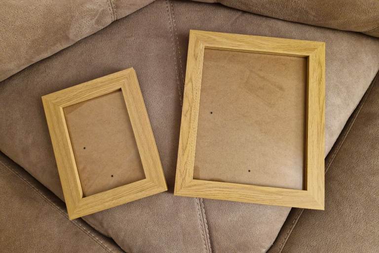 FREE Pine Photo Frames