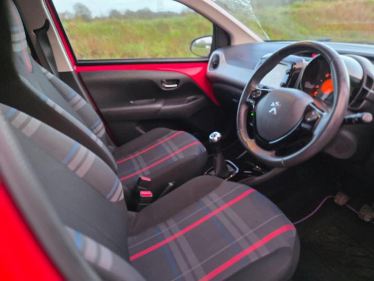 2014 Peugeot 108 1.2 VTi Allure 5dr HATCHBACK PETROL Manual