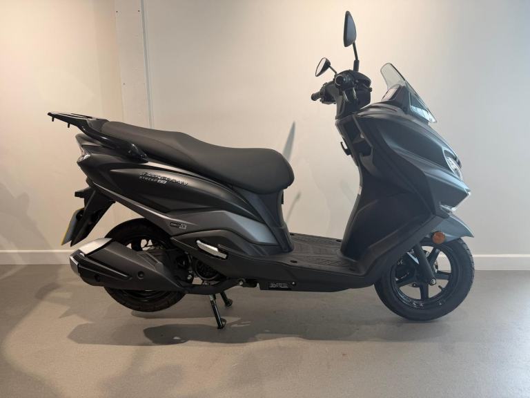2024 SUZUKI BURGMAN STREET 125EX, '24 Plate with only 189 miles!