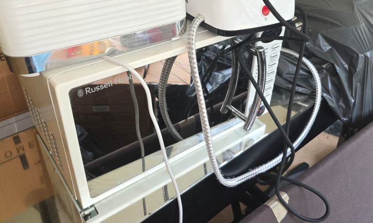 Microwave - Russell Hobbs