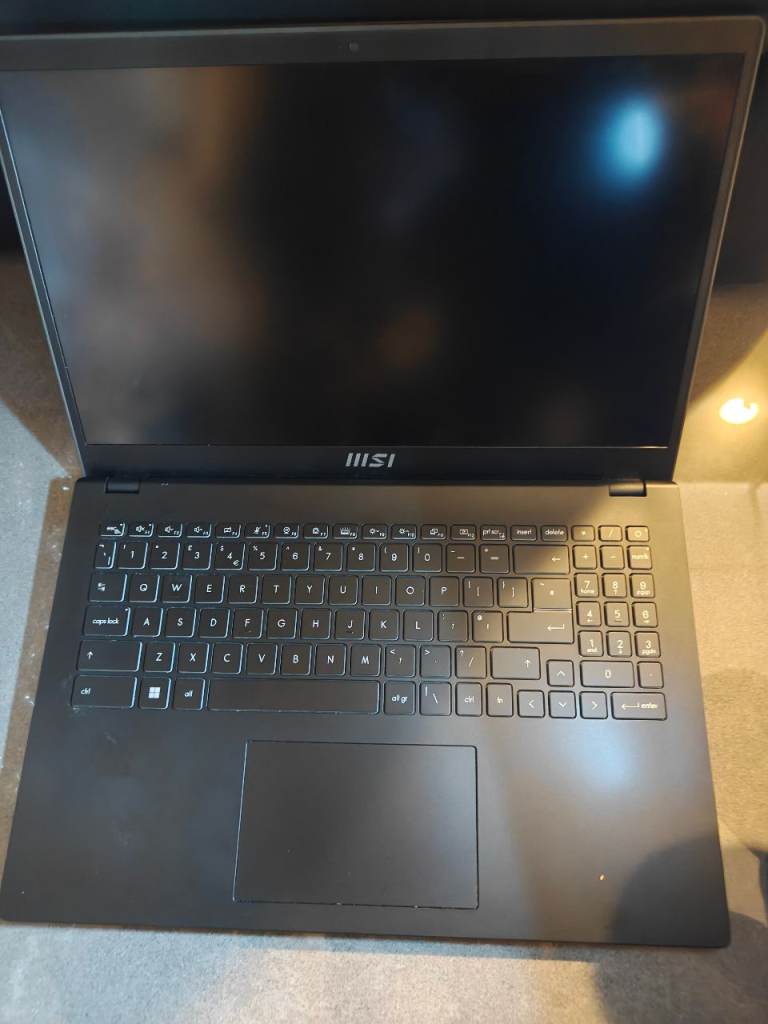 MSI Modern 15 B12M 15.6" Laptop Intel I5-1235U 8GB Ram 512GB SSD -37-