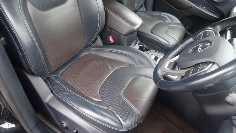 JEEP CHEROKEE 2.0 Cherokee 2.0 170hp Limited 4wd 9spd Auto Black Auto Diesel 201