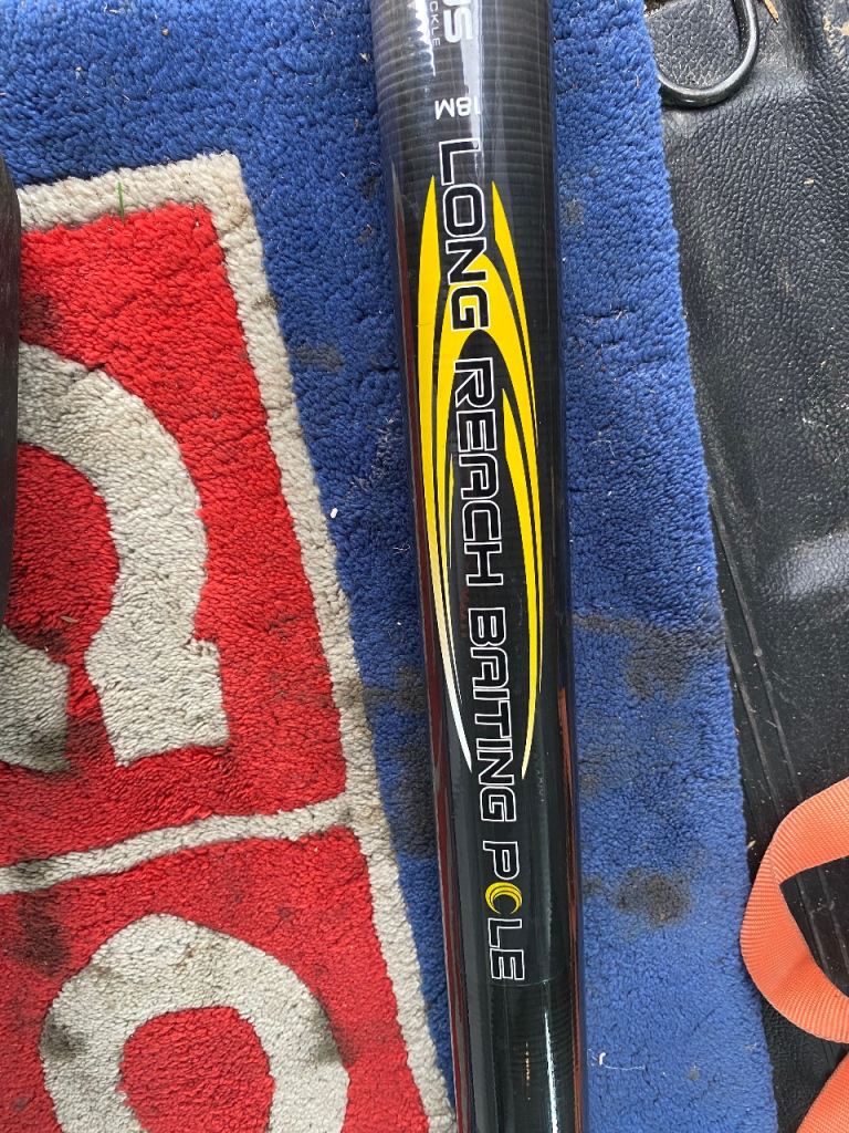 Corus 18m long reach baiting pole 