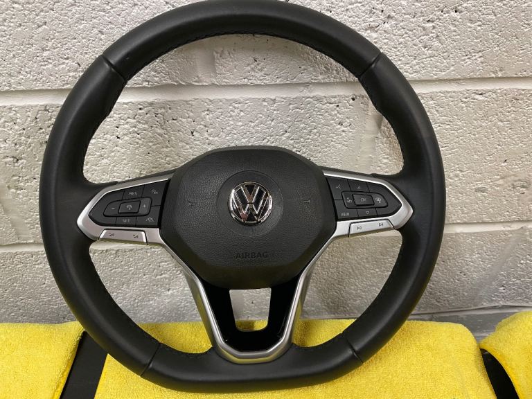 VW steering wheel 