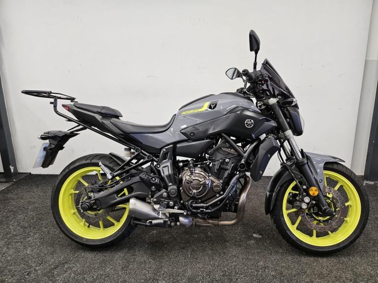 YAMAHA MT07 ** RED MASTER KEY - HAND GUARDS - 12 MONTH MOT **