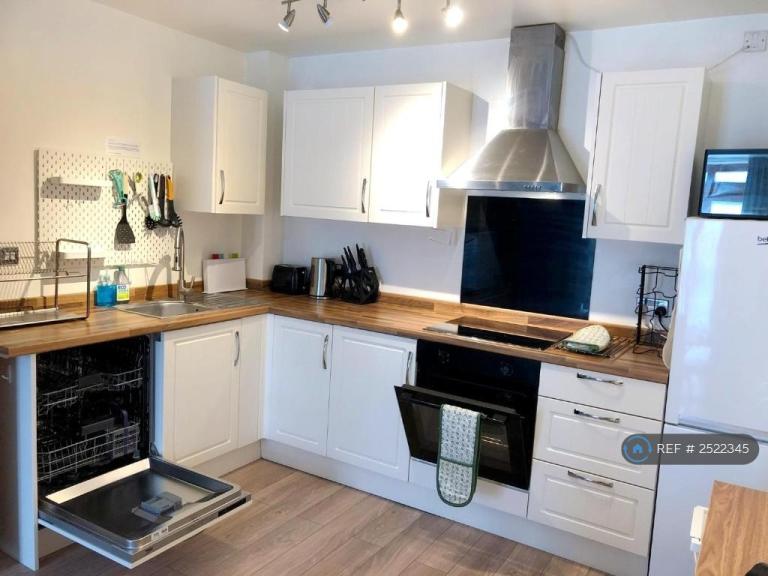 2 bedroom flat in Upper Marshall Street, Birmingham, B1 (2 bed) (#2522345)