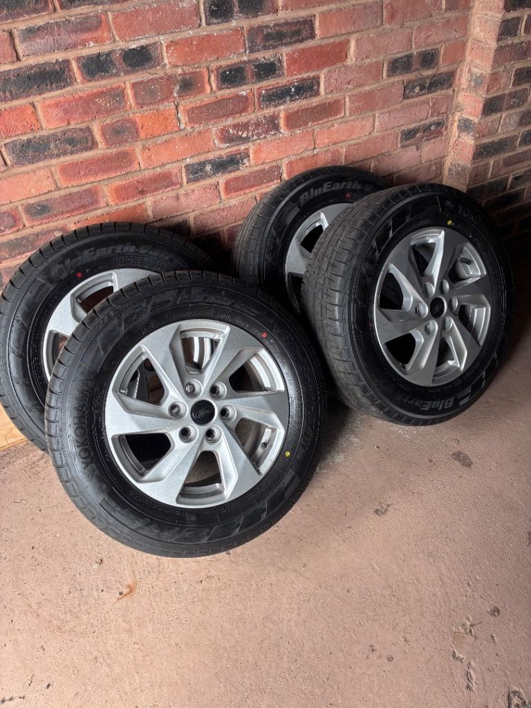 Brand new Ford Transit Custom Wheels and Tyres