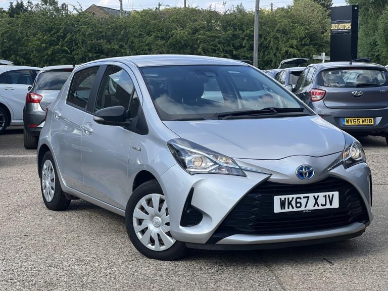 TOYOTA YARIS 1.5 VVT-h Active 2017