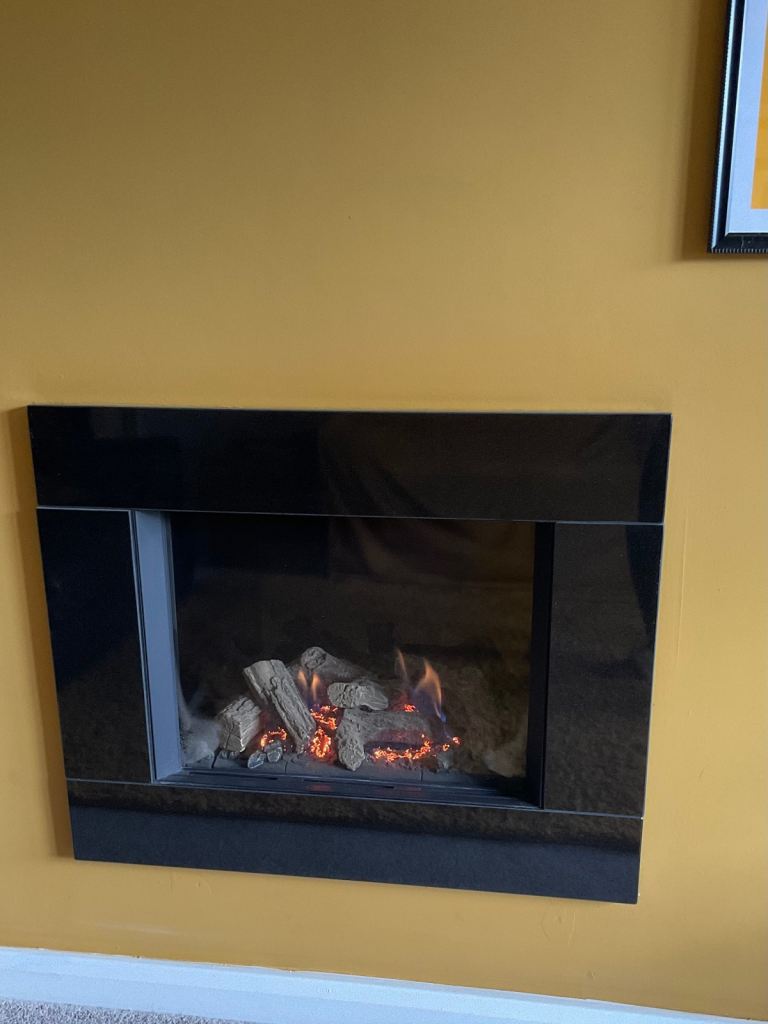 Gas Fire (Stovax Gazco Riva 2) with remote control 