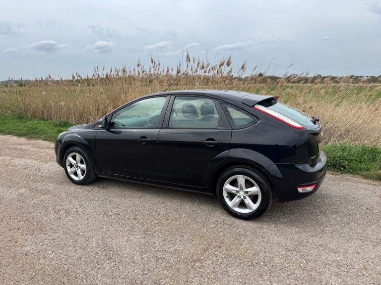 2010 Ford Focus 1.8 Zetec 5dr 73k Mot Jan 2027 No Advisories  HATCHBACK Petrol Manual