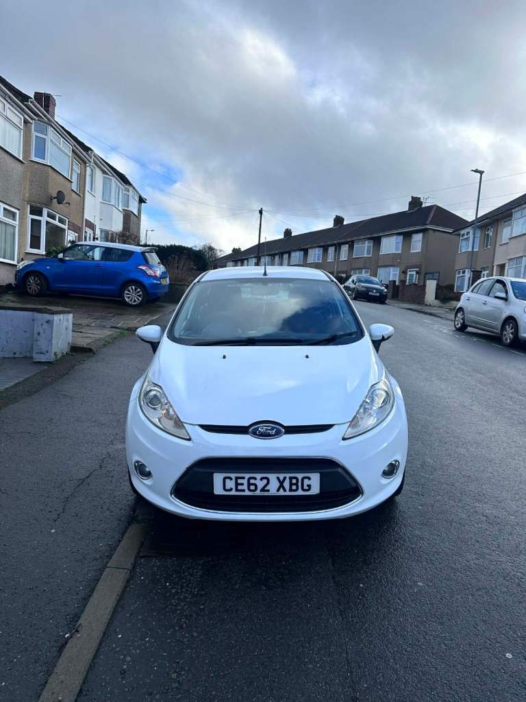 Ford, FIESTA, Hatchback, 2012, Manual, 1399 (cc), 5 doors