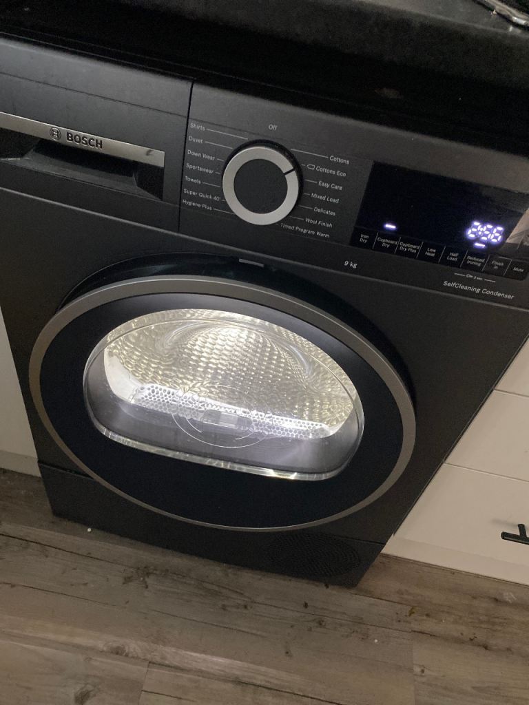 Bosch Black Washer Dryer – Great Working Condition