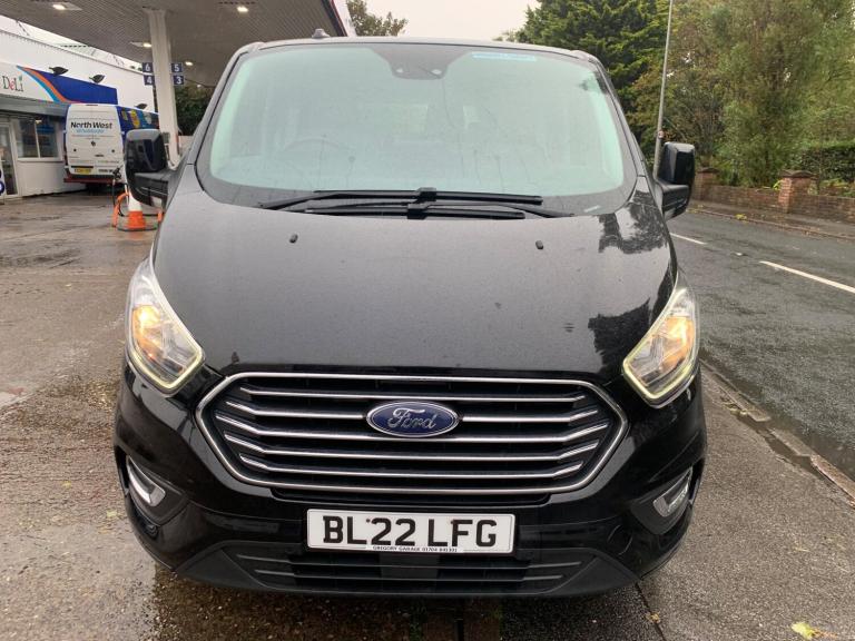 2022 Ford Tourneo Custom 2.0 320 EcoBlue Titanium Minibus Double Cab 5dr Diesel Manual L2 Euro 6 ...