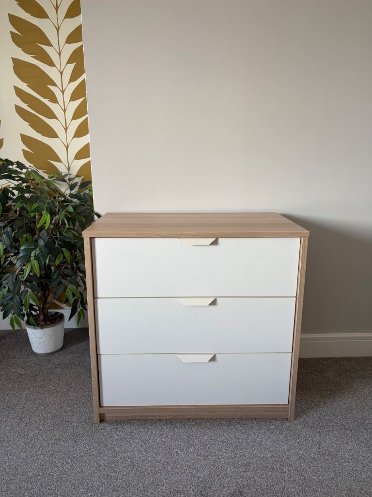 Modern 3-Drawer Chest – White & Wood Effect