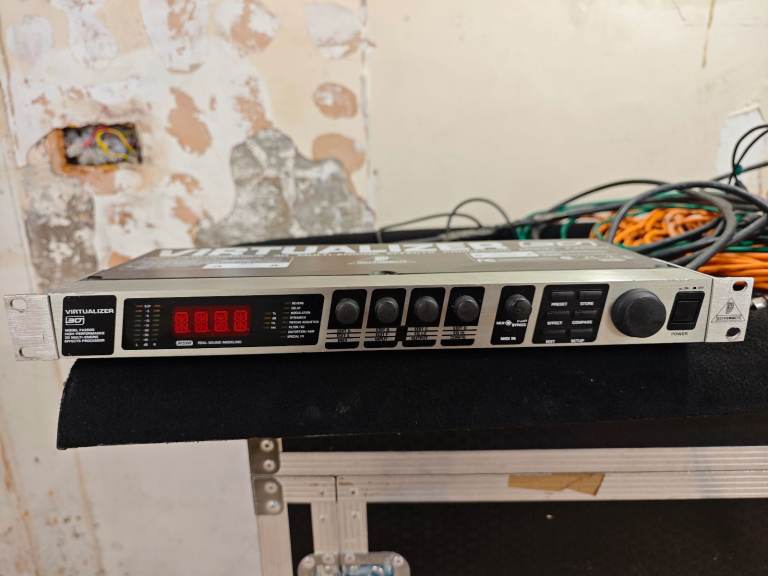 Behringer VIRTUALIZER 3D FX2000 "NEW LOWER PRICE".