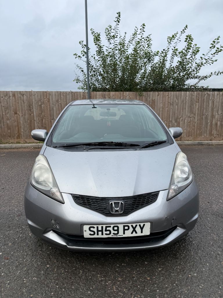 AUTOMATIC HONDA JAZZ 1.4 PETROL 2009
