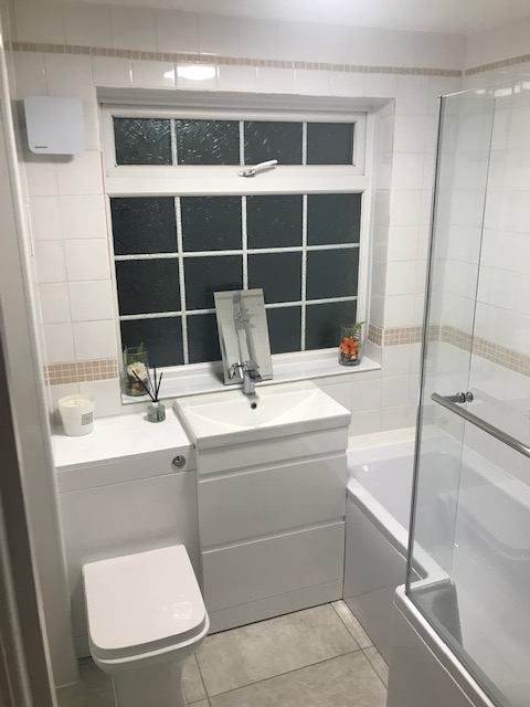Furnished double room in a newly renovated flat