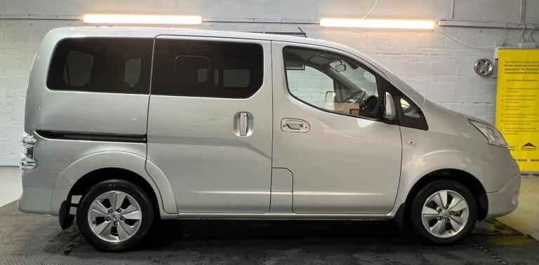 2016 Nissan eNV200 Evalia Tekna Auto 5dr (Rapid Plus, 7 Seat) MPV Electric Automatic