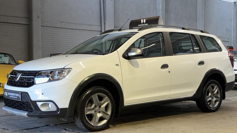 DACIA LOGAN MCV STEPWAY 0.9 Stepway Laureate TCe 90 White Estate 5dr