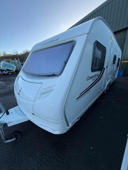 2011 SWIFT COASTLINE ESPRITE 630 - 6 BERTH CARAVAN