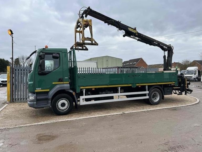 DAF Trucks LF 55.220 6.7 DROPSIDE REAR MOUNTED CRANE BRICK GRAB