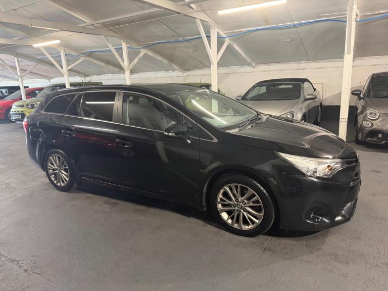 Toyota Avensis 2.0 D-4D Business Edition Touring Sports Euro 6 (s/s) 5dr