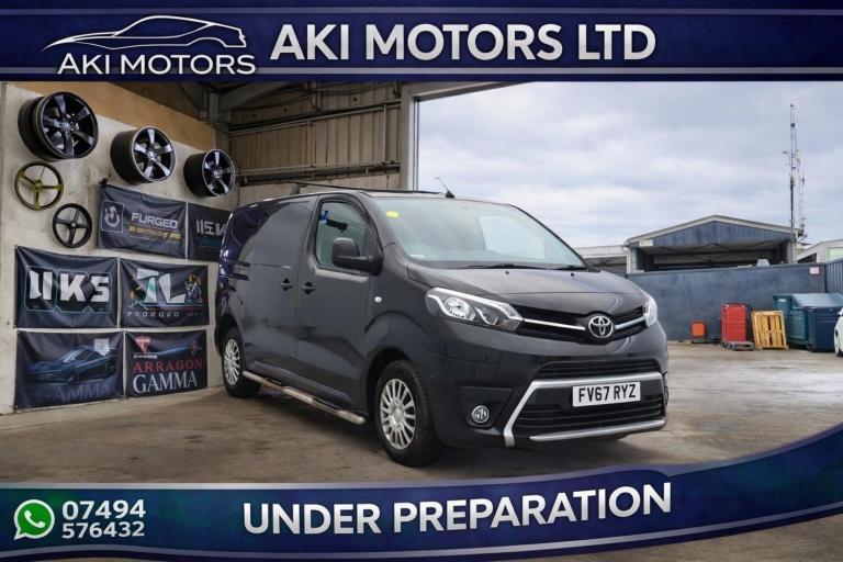 TOYOTA PROACE 2.0D Comfort Medium Panel Van MWB Euro 6 (s/s) 6dr 2018