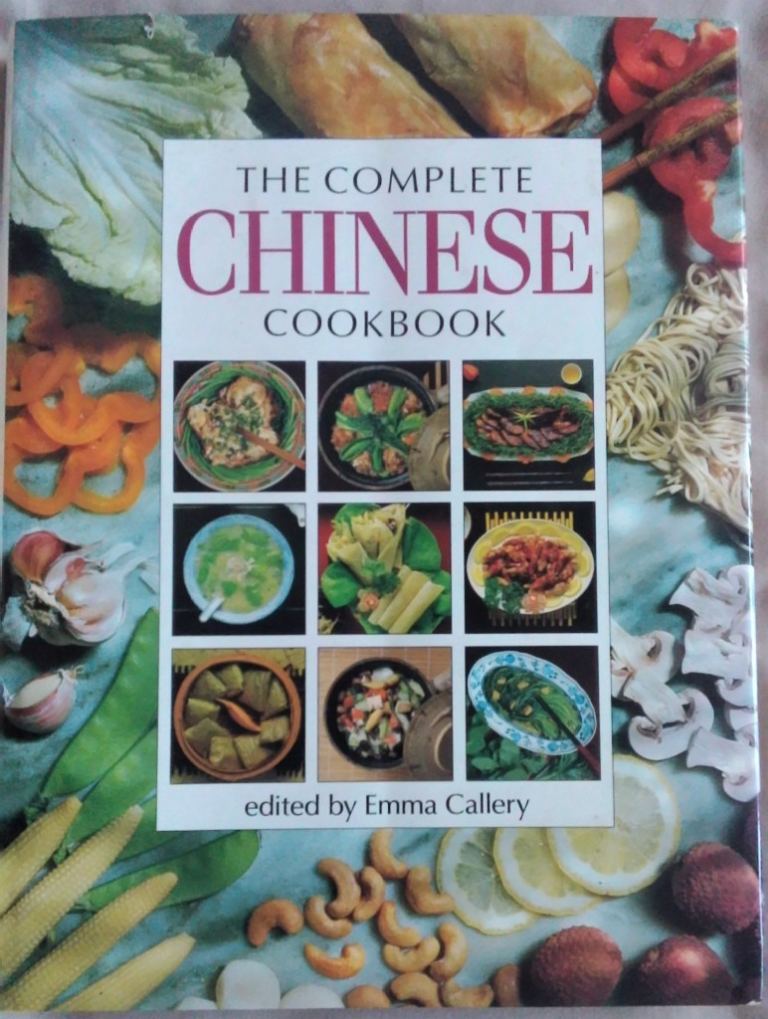THE COMPLETE CHINESE COOKBOOK by Emma Callery