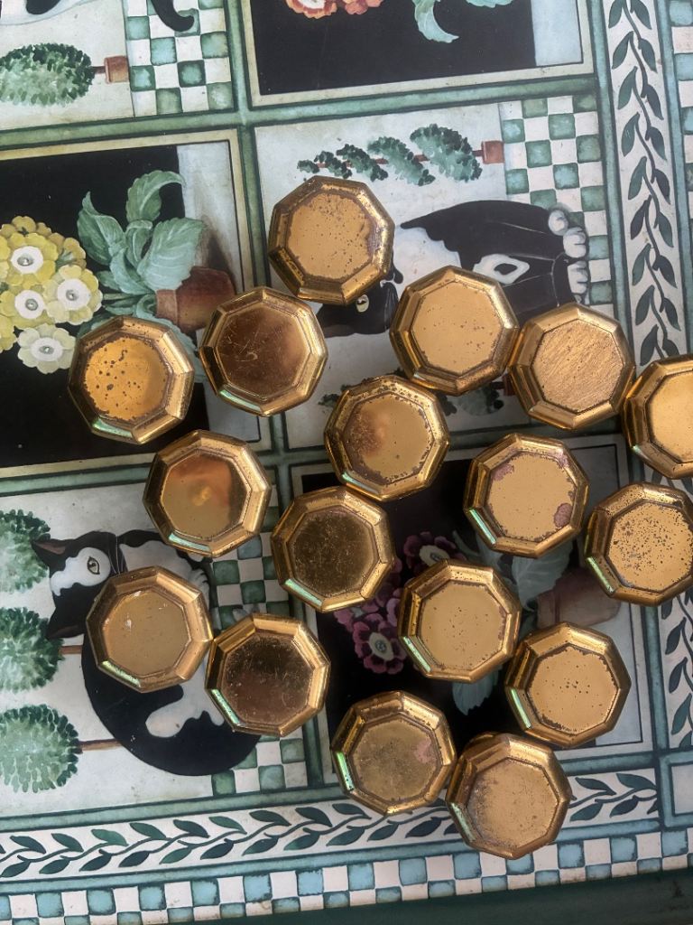 Set of 18 Vintage Gold Octagonal Cabinet Knobs