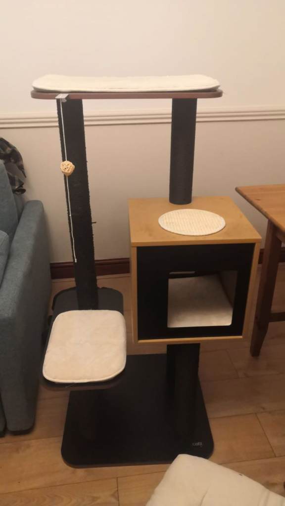 Cat tree: Catit Vesper High Base Black (dismantled)