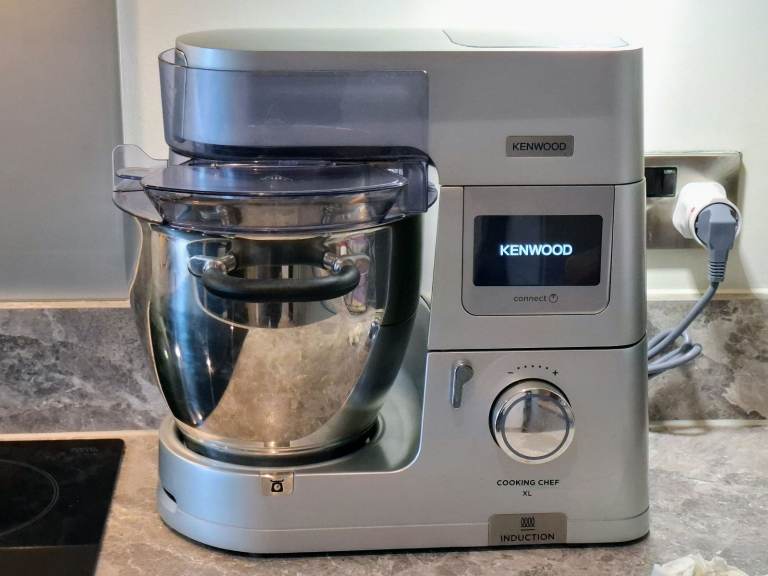 Kenwood Cooking Chef XL + Pasta Attachment Set (MAX980ME) – Excellent Condition