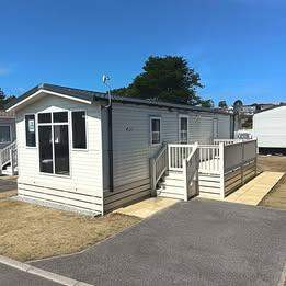 Amazing holiday lodge (static caravan) move in ready with fees paid until 2028