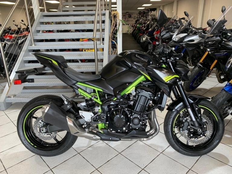 Kawasaki Z900 2021