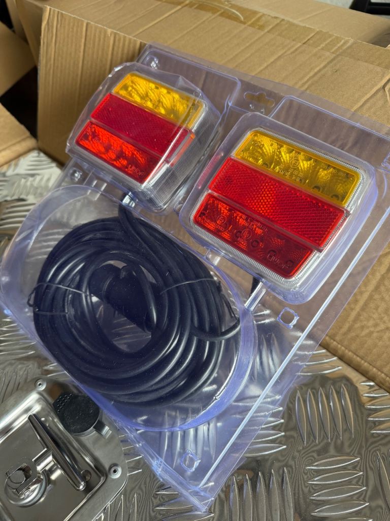 LED Magnetic trailer lights 