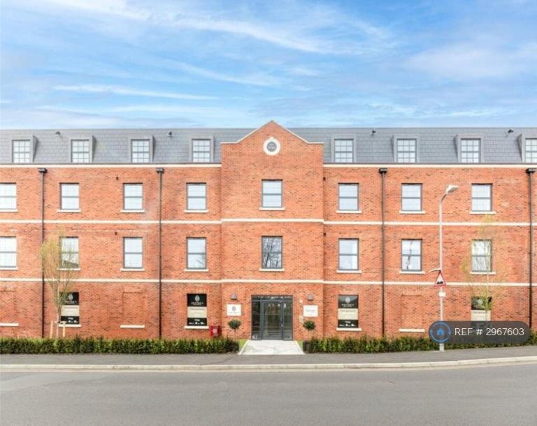 3 bedroom flat in The Potters Building, Deal, CT14 (3 bed) (#2967603)
