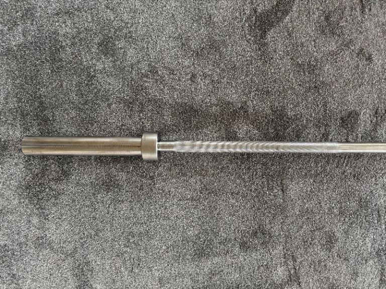 NEW 6ft 2 inch 12.5kg Olympic barbell set + 20kg trigrip weight plates (2x10kg)