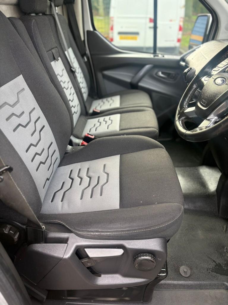 2016 Ford Transit Custom 2.2 TDCi 125ps Low Roof Limited Van PANEL VAN Diesel Manual