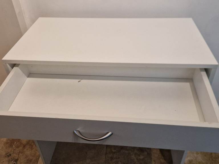 White Dressing Table/Desk with Drawer – Good Condition