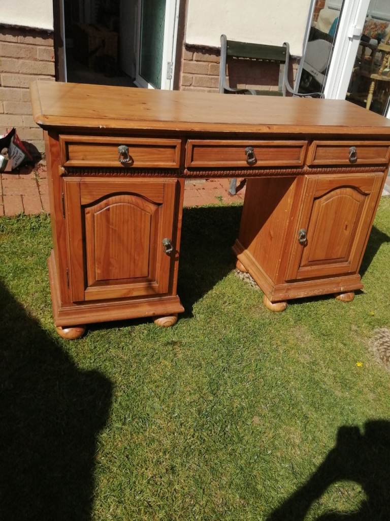 Pine writing desk