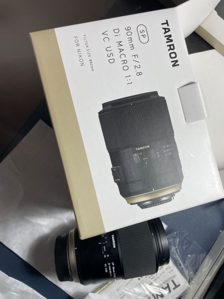 Tamron SP 90mm f/2.8 Di Macro 1:1 VC USD Lens