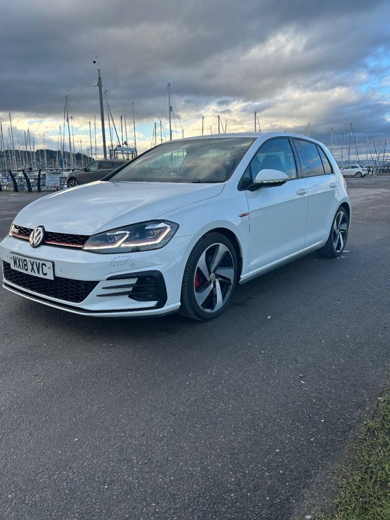 Volkswagen, GOLF, Hatchback, 2018, Semi-Auto, 1984 (cc), 5 doors