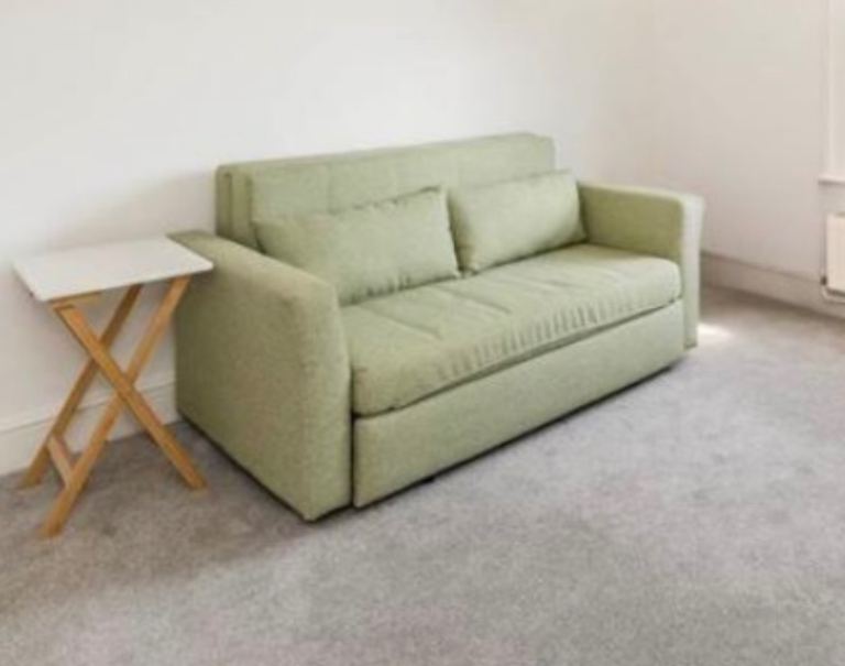 Sofa / sofa bed in earls court