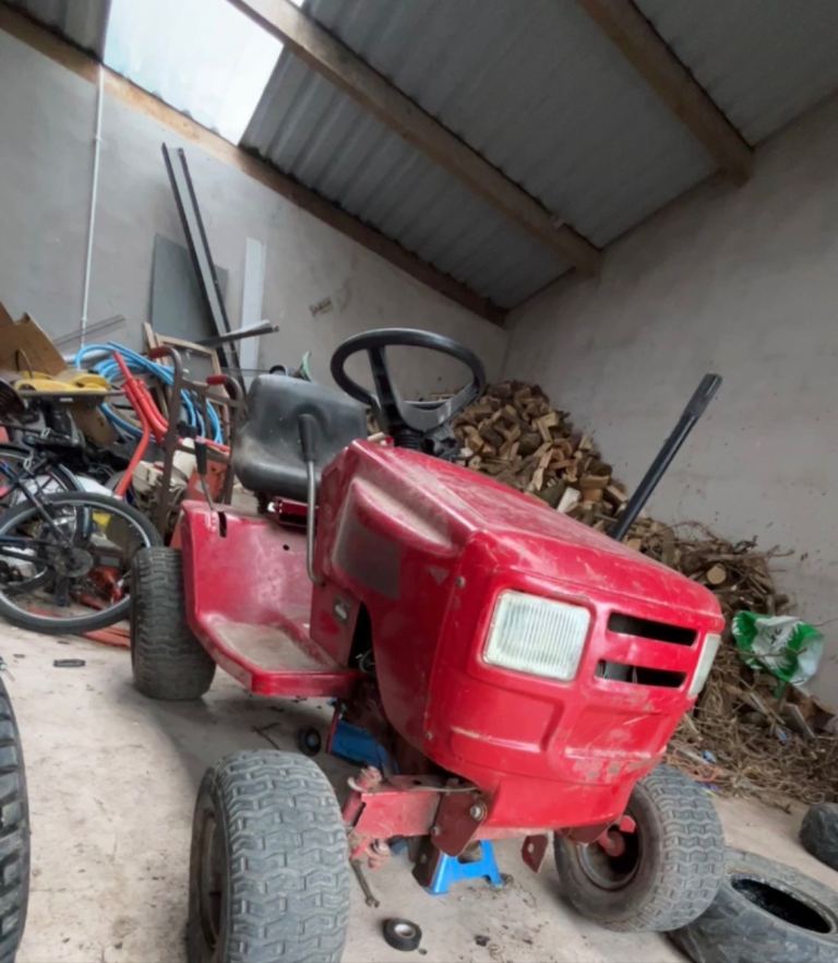 Murray ride on lawnmower