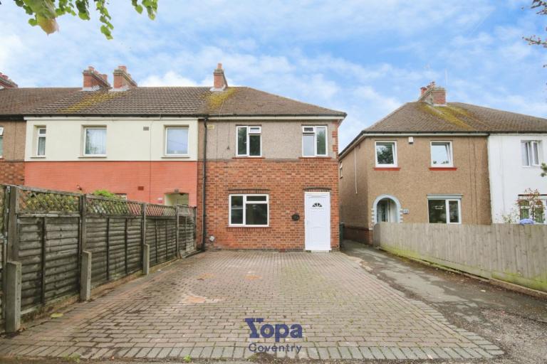 Three bedroom house Radford Coventry