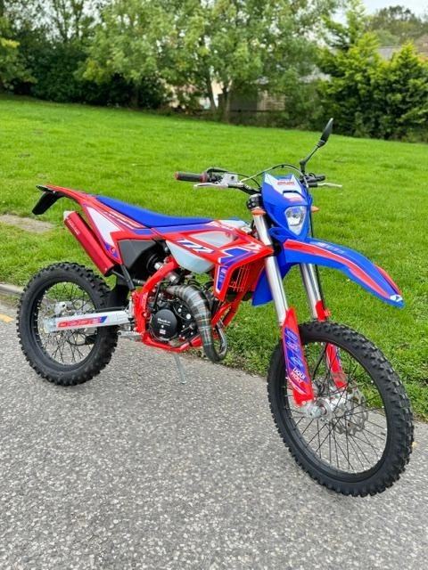 Beta RR Track 50 Racing 2026 Motard/Supermoto with performance pack!